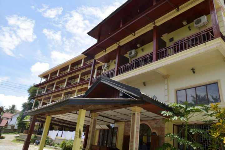 Redac Gateway Hotel