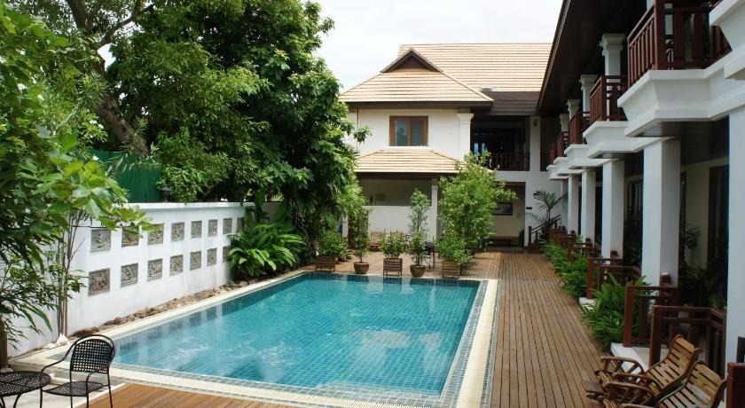 Redac Gateway Hotel